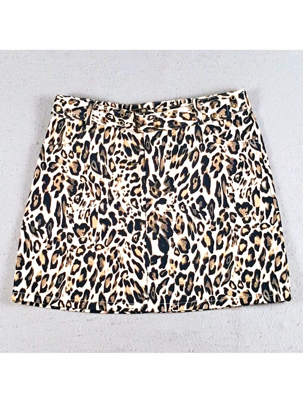 Francesca's Mi Ami Leopard Print Belted Denim Mini Skirt Medium Womens